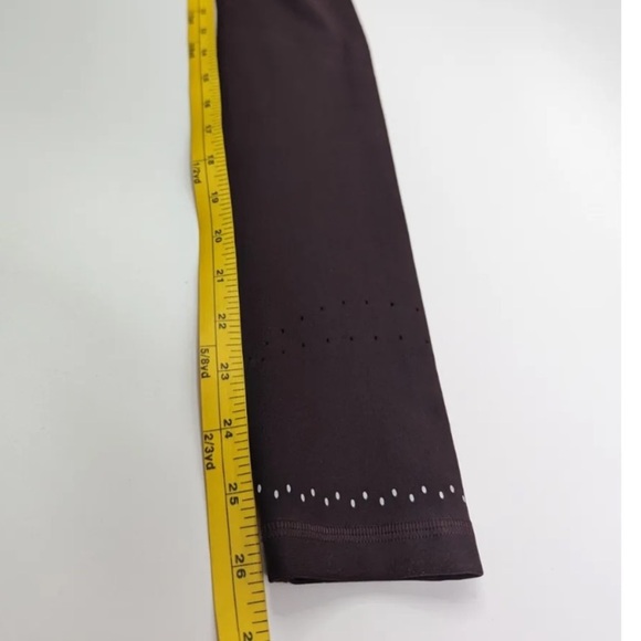 Lululemon In Focus Run Tight- Burgandy Wine - Picture 5 of 8